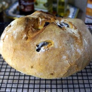 olive and sun-dried tomato bread