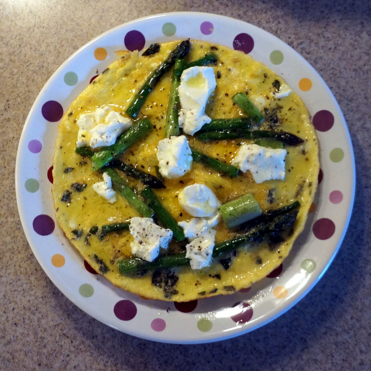 Grilled asparagus, goat cheese and mint frittata