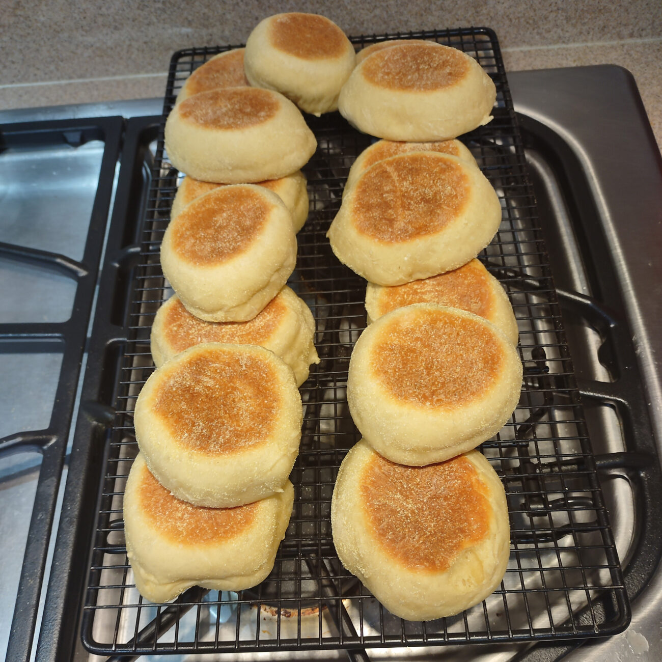 English Muffins – An Easy Recipe